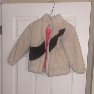 Nike Girls Kids Faux Fur Jacket Sail  Size Small 4-5 Big Swoosh Full Zip